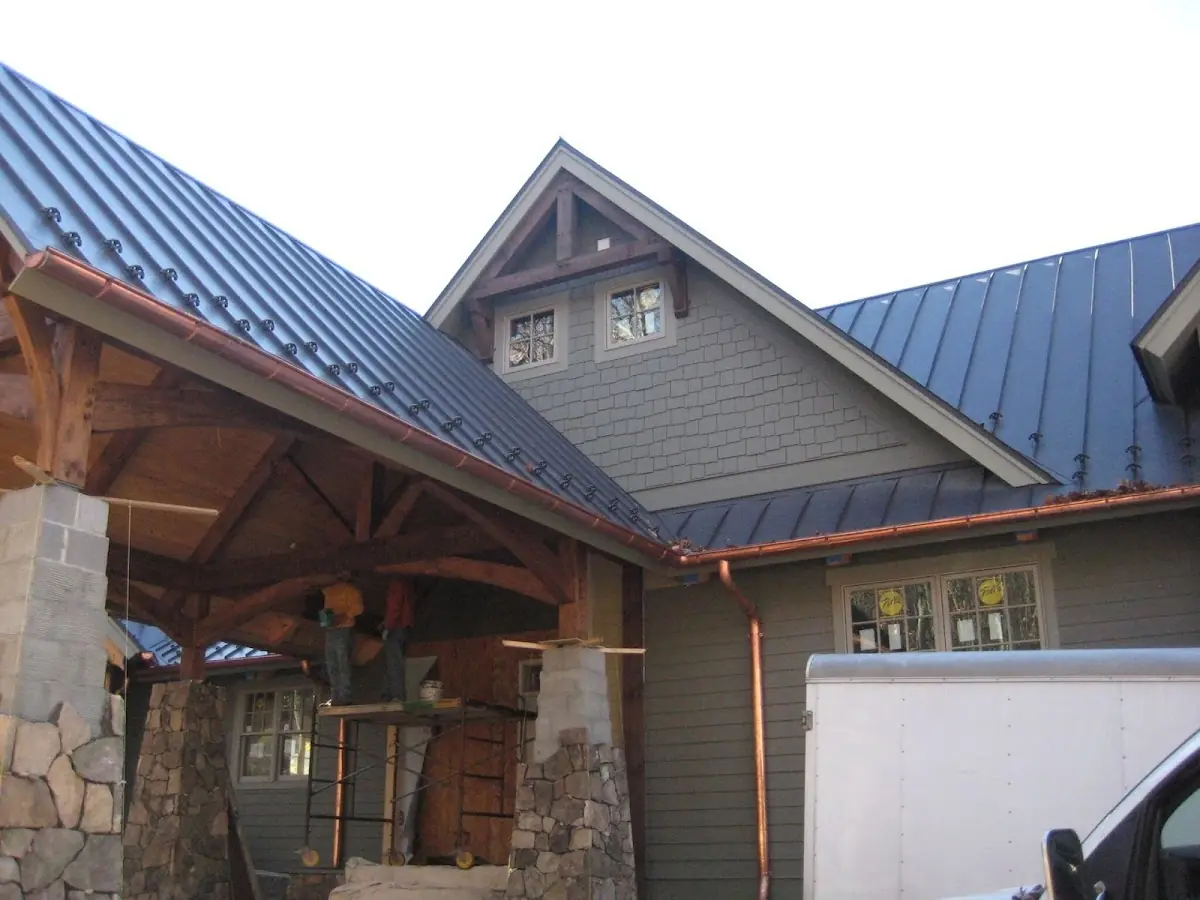 Craftsman Roofing team delivering quality roofing work in Schofer